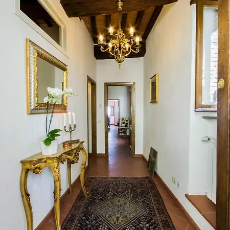 Nido D'amore - Together In Tuscany